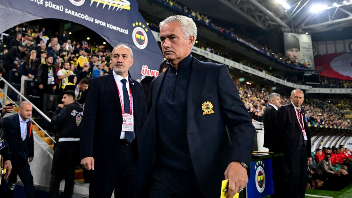 Jose Mourinho: Daha fazla gol atmalıydık