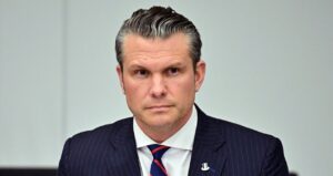 abd savunma bakani hegsethin ucaginda korku dolu anlar wHLLZm32.jpg
