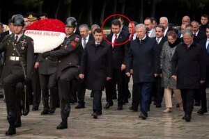 anitkabirdeki torene damga vuran goruntu yavas ve sorusturma izni isteyen bassavci yan yana AyJ3fw75.jpg
