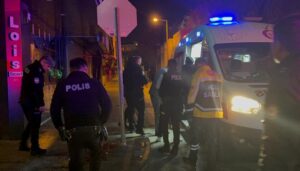 gece kulubunde kavga baba ogul yaralandi 2nr4rg42.jpg